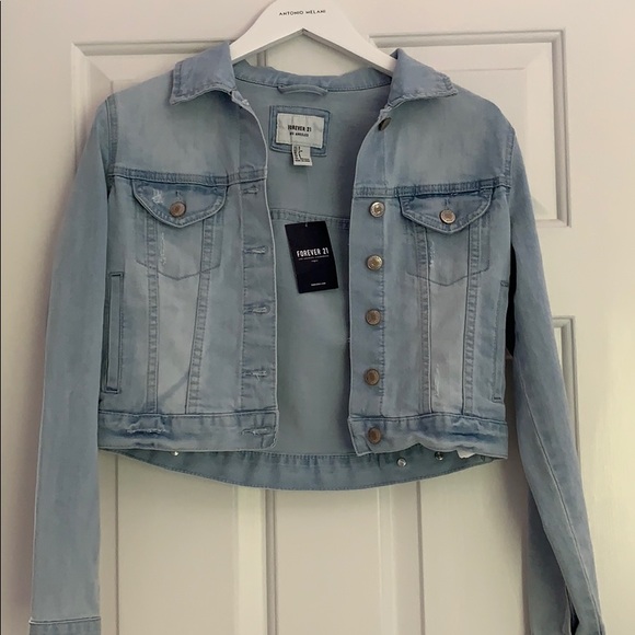 Forever 21 Jackets & Blazers - Forever 21 Cropped Denim Jacket